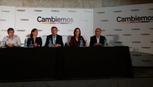Conferencia-Cambiemos-Mauricio-Gabriela-Michetti_CLAIMA20151026_0096_40
